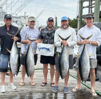 Pirate's Cove Marina, Hump Day Hooks