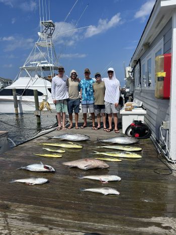 Pirate's Cove Marina, Talk About a Tuesday!