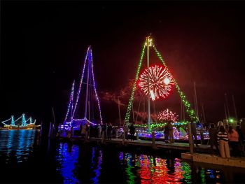 Town of Manteo, Midnight Magic: Meet Me in Manteo for the New Year
