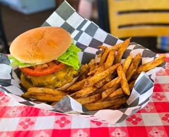 Carolina Bar-B-Que Company, Double Cheddar Cheese Burger