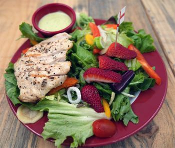 Lost Colony Tavern / The Nag & Doe, English Garden Salad