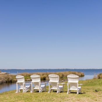 Burrus House Inn Waterfront Suites, Stay Two Nights, Get the Third Night Free