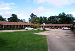 The Dare Haven Motel on the Outer Banks photo