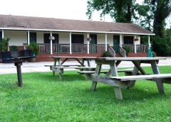 The Dare Haven Motel on the Outer Banks photo