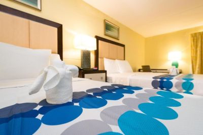 Heart of Manteo Motor Lodge photo