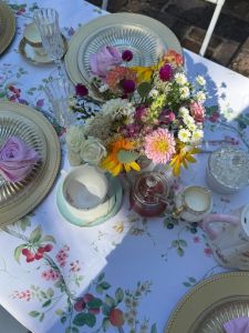 Elizabethan Gardens photo