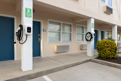 Hotel Manteo, Trademark Collection by Wyndham photo