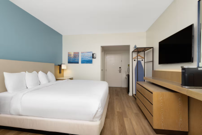 Hotel Manteo, Trademark Collection by Wyndham photo