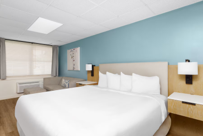 Hotel Manteo, Trademark Collection by Wyndham photo