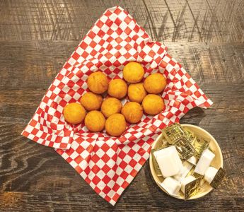 Darrell's Seafood Restaurant Manteo photo