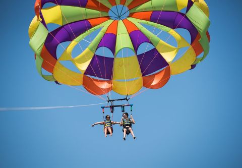 Kitty Hawk Kites, Parasailing