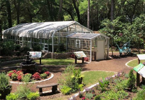 Elizabethan Gardens, John White Butterfly Center
