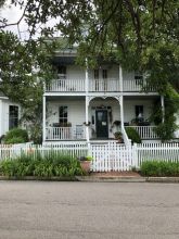 The Roanoke Island Inn, Manteo?